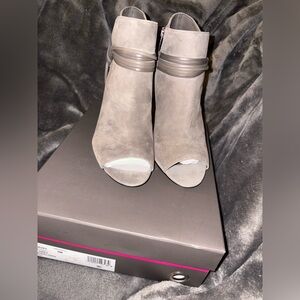 Vince Camuto Women’s Annavay Peep-Toe Booties